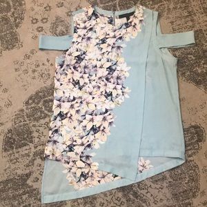 BCBG cold shoulder top